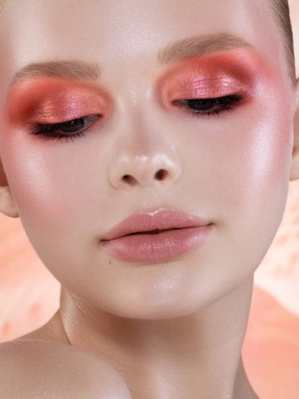 NATASHA DENONA
Bloom Eyeshadow Palette - Picture 2 of 5